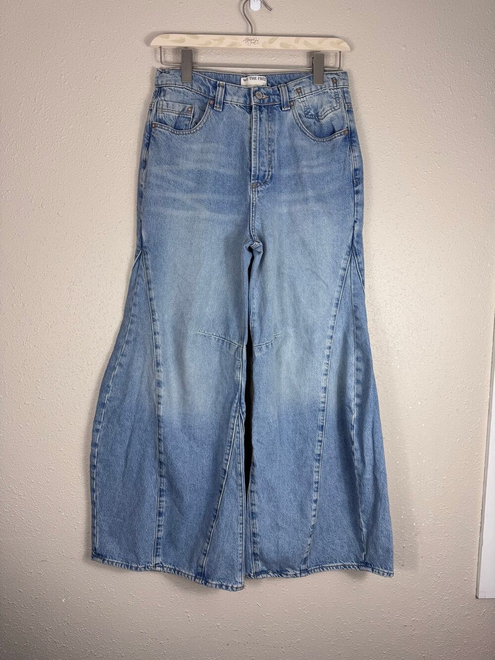 We The Free Eden High Slouchy Flare Jeans size 28